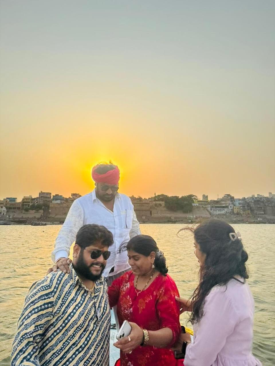 Ganga Guest House Varanasi Exteriör bild